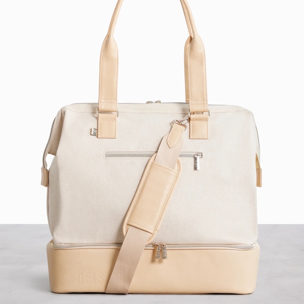 BRAND NEW Beis Mini Weekender